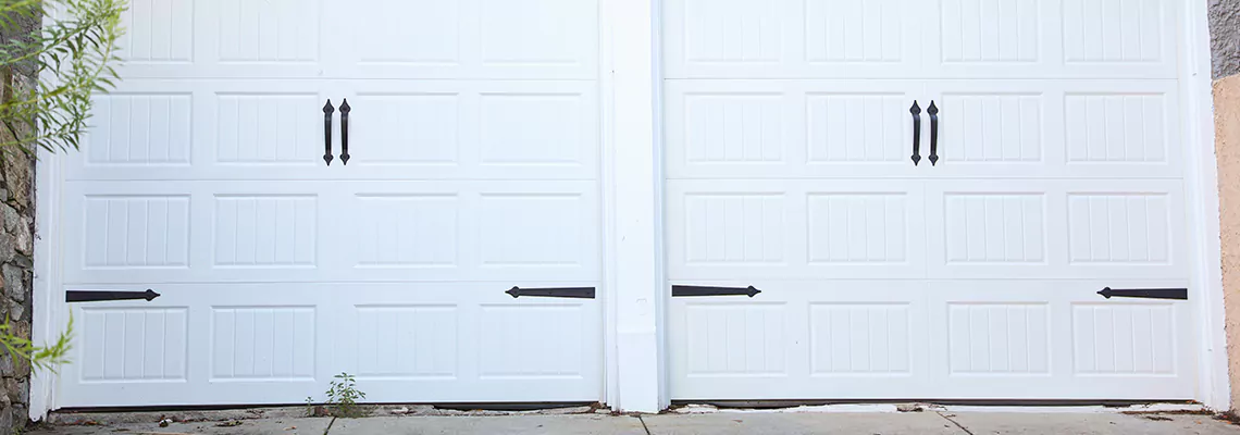 Professional Hardware Repair for First United Garage Doors Cable in Bracebridge, Ontario